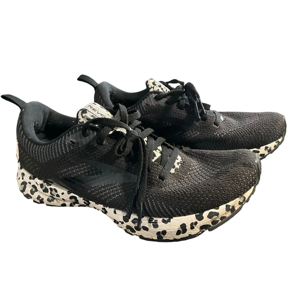 Brooks Revel 5 Leopard Cheetah Athleisure Running Shoes Black White GUC 8.5